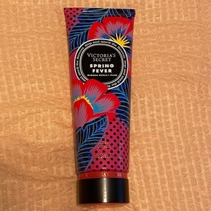 VS Spring Fever- Fragrance Lotion